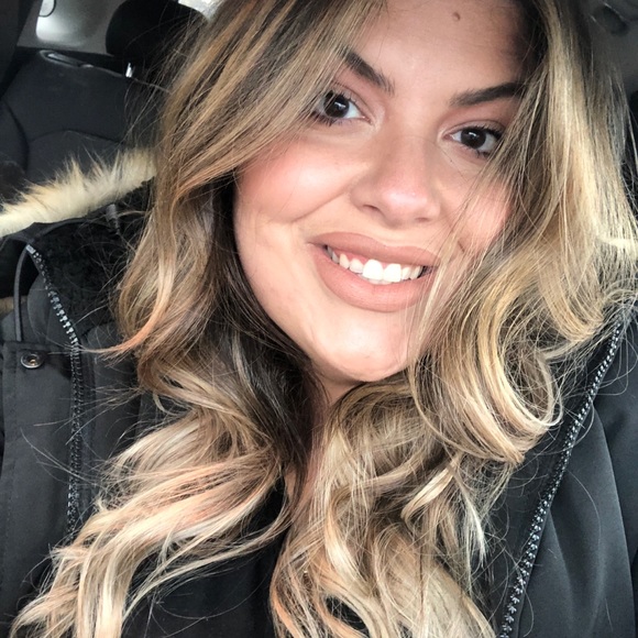 Meet the Posher Other - Meet your Posher, Marci